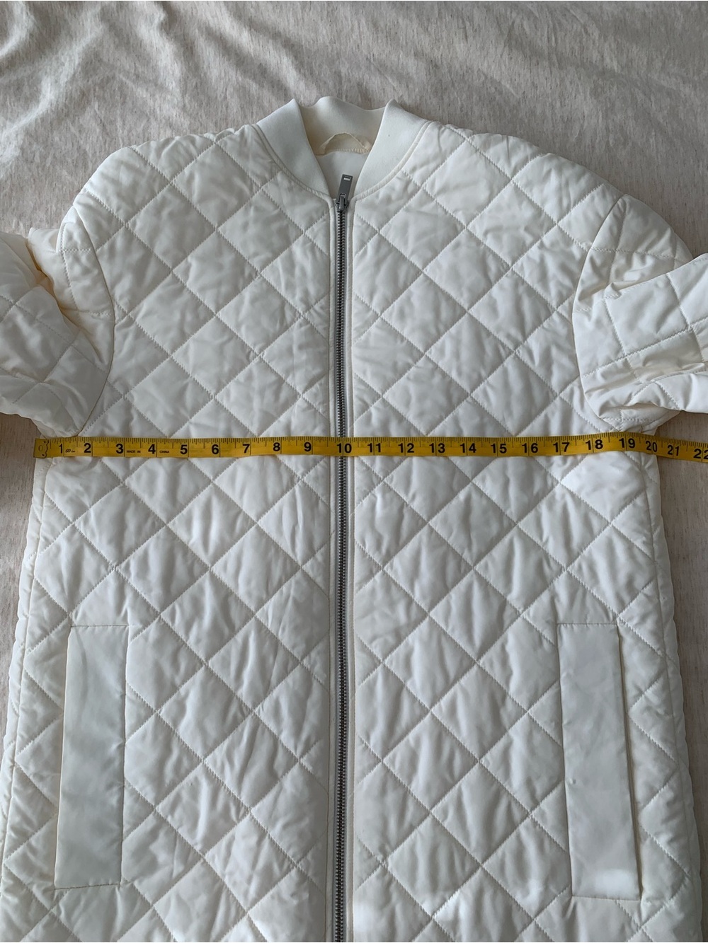 COS Longline Quilted Coat in white Women's size 2 - Picture 11 of 13